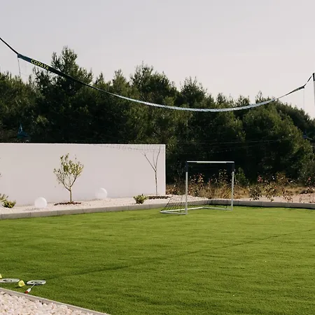 Villa Luxury Vesper- Heated Pool, Hot Tub, Rooftop Terrace, Gym Vodice