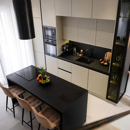 Villa Luxury Vesper- Private Pool, Hot Tub, Rooftop Terrace, Gym Vodice