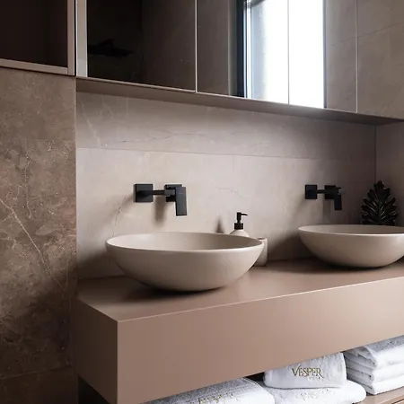 Luxury Vesper- Heated Pool, Hot Tub, Rooftop Terrace, Gym Villa Vodice