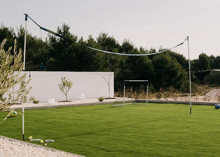 Vila Luxury Vesper- Private Pool, Hot Tub, Rooftop Terrace, Gym Vodice