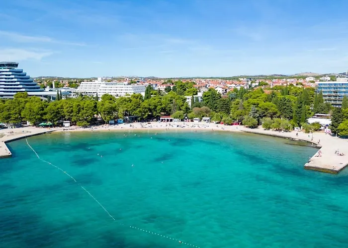 Villa Luxury Vesper- Private Pool, Hot Tub, Rooftop Terrace, Gym Vodice